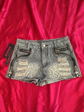 Women’s Distressed Gray Leopard-Print Denim Shorts